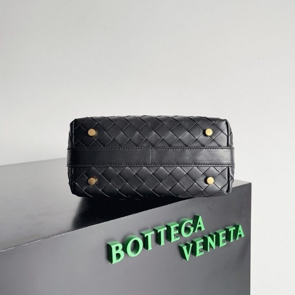 Contrefaçon Bottega Veneta Mini Wallace Bag en Noir – Image 3