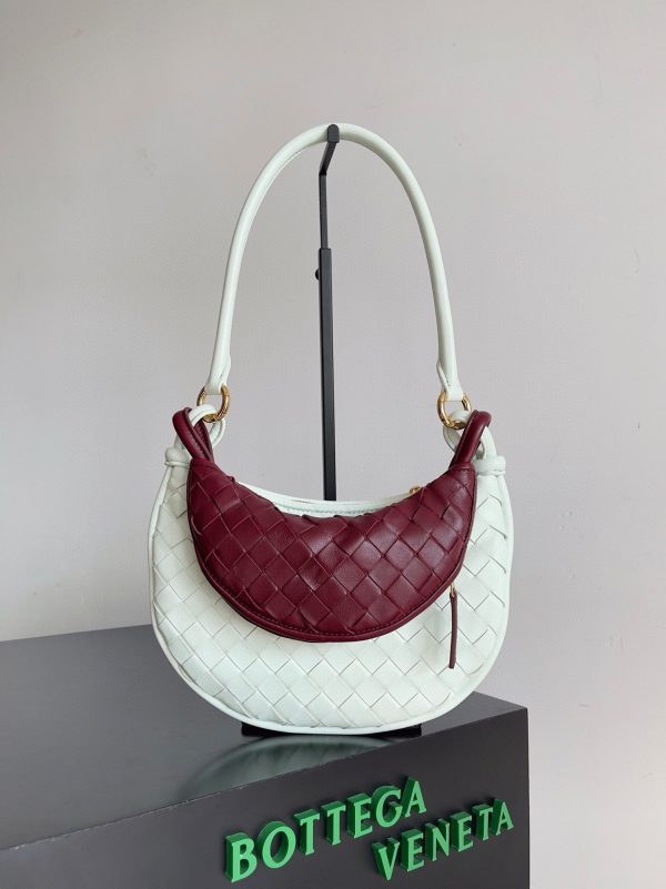 Contrefaçon petit sac Bottega Veneta Gemelli en Glacier/Barolo – Image 2