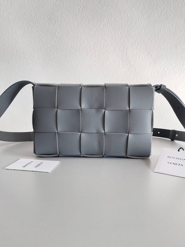Fausse Bottega Veneta Cassett en Thunder – Image 10
