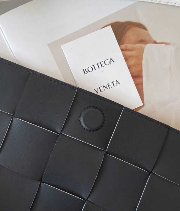 Fausse Bottega Veneta Cassett en blanc – Image 5