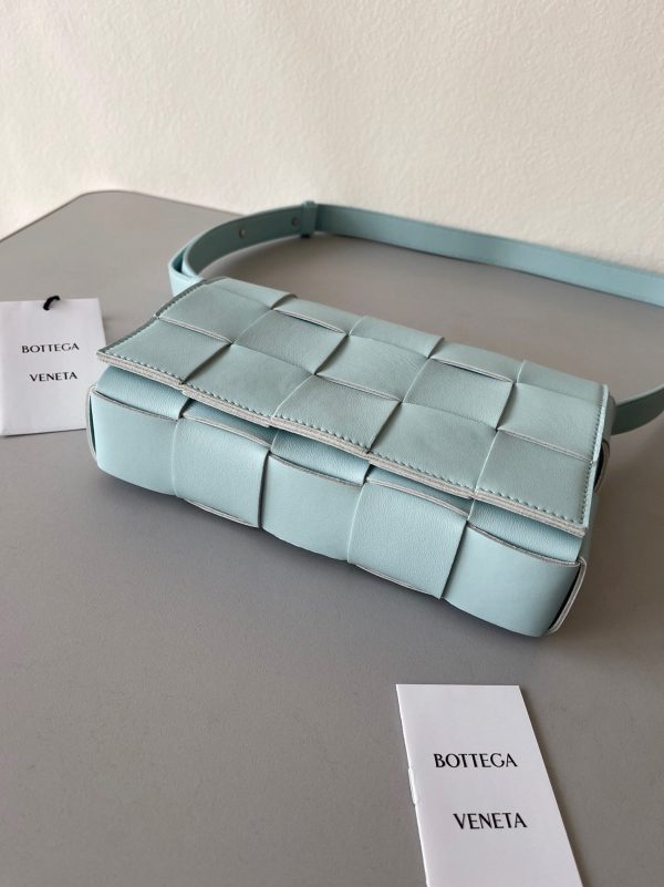 Réplique du sac Bottega Veneta Cassett en Teal lavé – Image 5