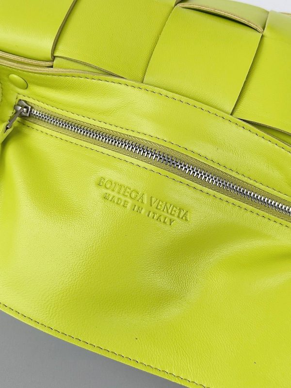 Fausse Bottega Veneta Cassett en Acid Kiwi – Image 2