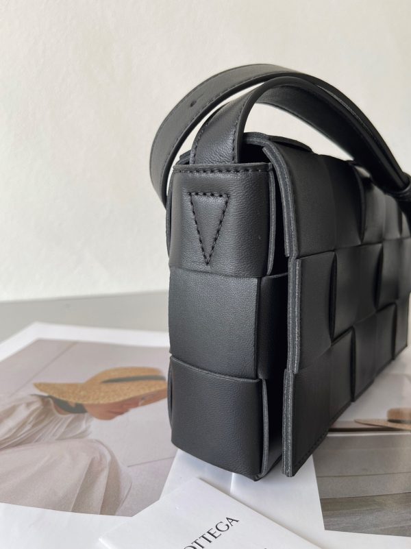 Fausse Bottega Veneta Cassette en noir – Image 4