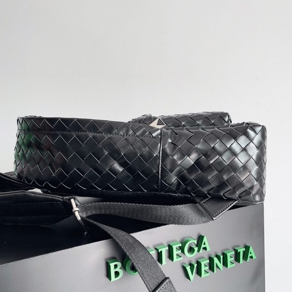 Fausse Bottega Veneta Small Backpack en Noir – Image 8