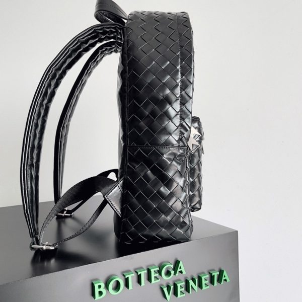 Fausse Bottega Veneta Small Backpack en Noir – Image 10