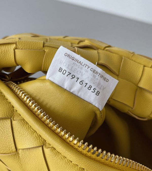 Contrefaçon Mini Sac Bottega Veneta BV Jodie en Jaune – Image 2