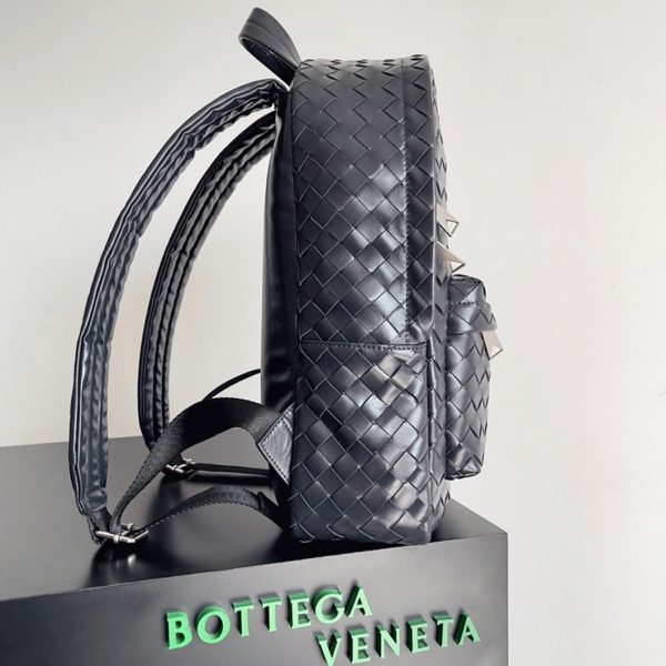 Réplique Bottega Veneta Small Backpack en Bleu Foncé – Image 5