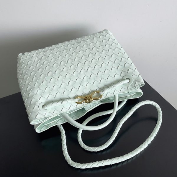 Réplique sac Bottega Veneta Andiamo moyen en Glacier – Image 9