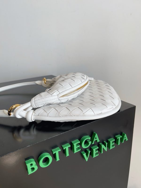 Contrefaçon petit sac Bottega Veneta Gemelli en Blanc – Image 3