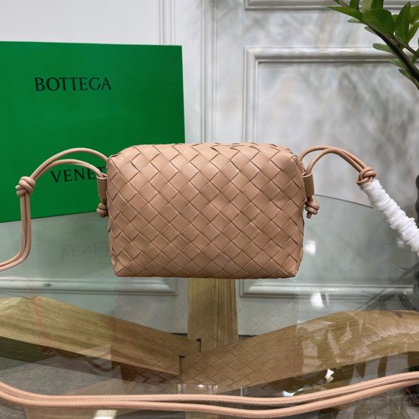 Réplique Petit Sac Bottega Veneta Loop en Amande – Image 8
