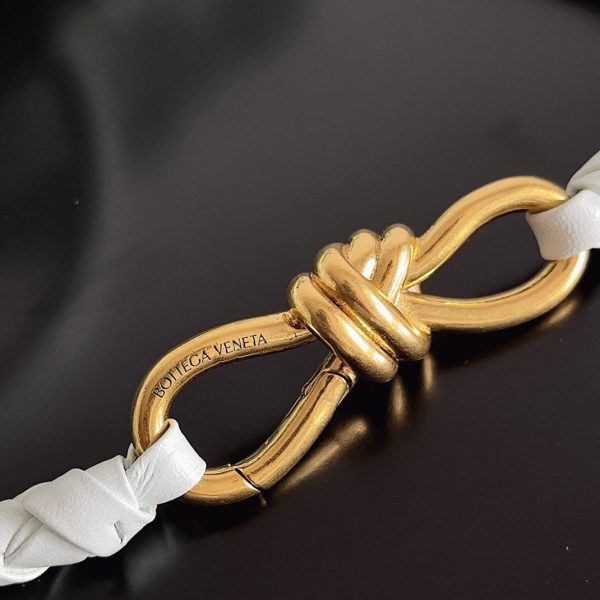 Réplique sac Bottega Veneta Andiamo moyen en Glacier – Image 7