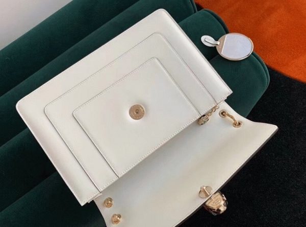 Grand sac à bandoulière Bvlgari Serpenti Forever en cuir de veau blanc – Image 8