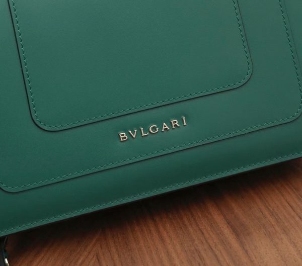 Petit sac bandoulière Bvlgari Serpenti Forever en cuir de veau vert – Image 7
