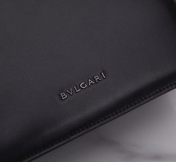 Petit sac bandoulière Bvlgari Serpenti Forever avec chaîne noir – Image 2