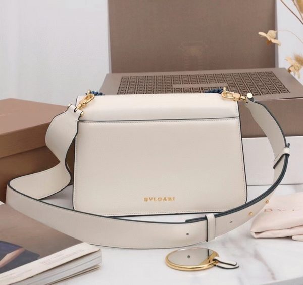 Sac bandoulière moyen Bvlgari Serpenti Forever avec chaîne blanc – Image 2