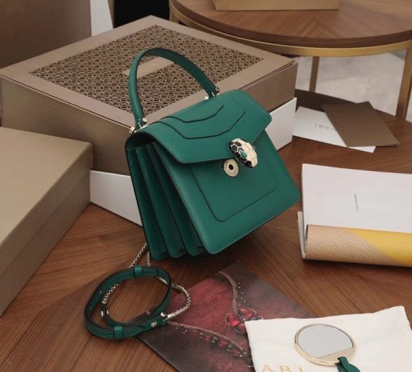 Petit sac Bvlgari Serpenti Forever en cuir de veau vert – Image 6