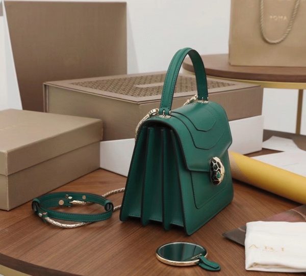 Petit sac Bvlgari Serpenti Forever en cuir de veau vert – Image 3