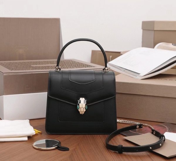 Petit sac Bvlgari Serpenti Forever en cuir de veau noir – Image 4