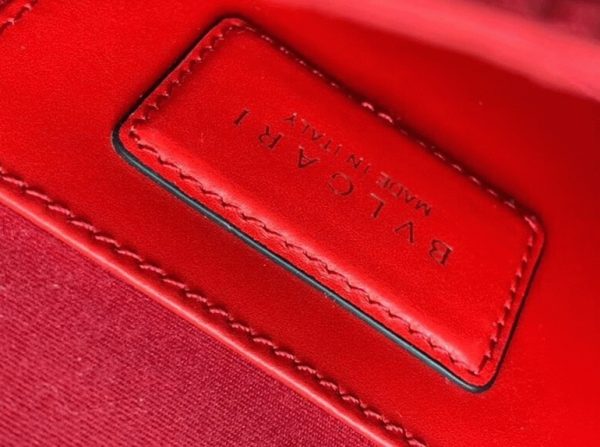 Petit sac Bvlgari Serpenti Forever en cuir de veau rouge – Image 10