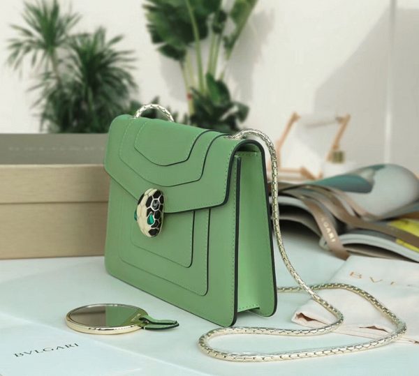 Petit sac bandoulière Bvlgari Serpenti Forever en cuir menthe – Image 10