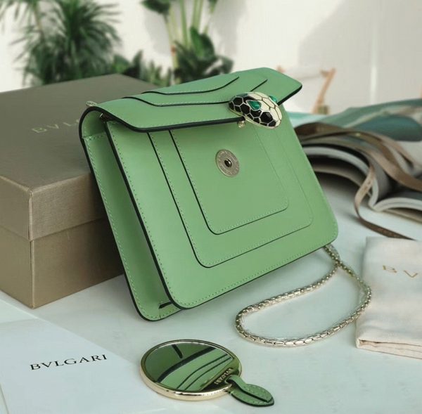 Petit sac bandoulière Bvlgari Serpenti Forever en cuir menthe – Image 5
