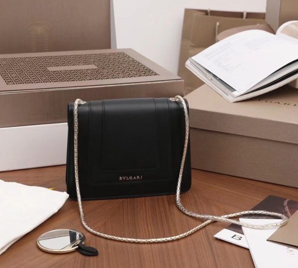 Petit sac bandoulière Bvlgari Serpenti Forever en cuir noir – Image 3