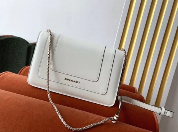 Petit sac bandoulière Bvlgari Serpenti Forever en cuir de veau blanc – Image 2