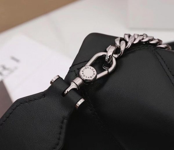 Mini sac Bvlgari Serpenti Cabochon en cuir de veau noir – Image 3