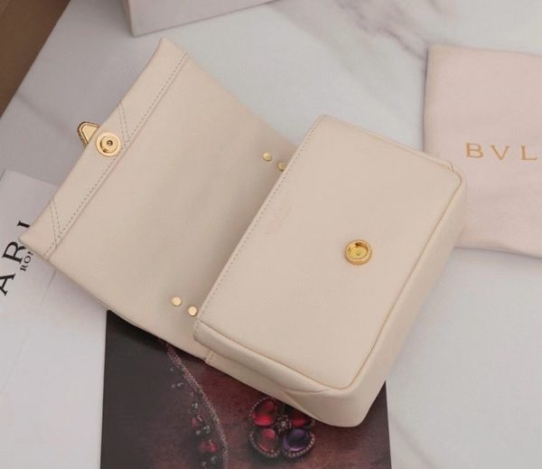 Mini sac Bvlgari Serpenti Cabochon en cuir de veau blanc – Image 8