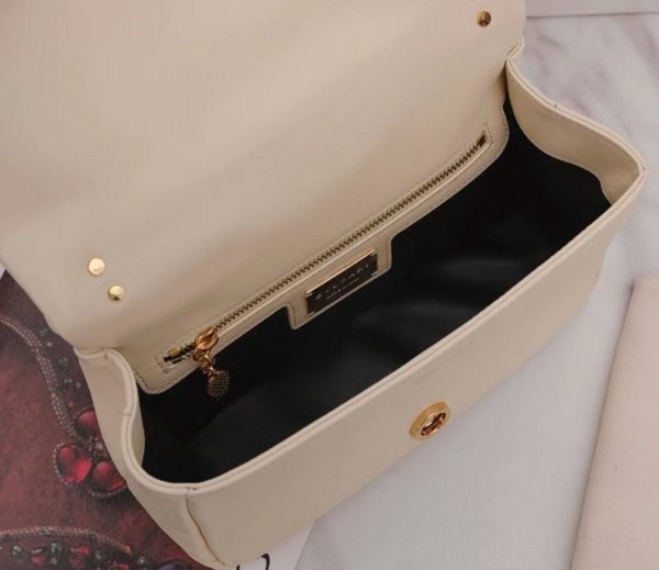 Petit sac Bvlgari Serpenti Cabochon en cuir blanc – Image 6