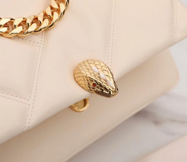 Sac moyen Bvlgari Serpenti Cabochon en cuir de veau blanc – Image 7