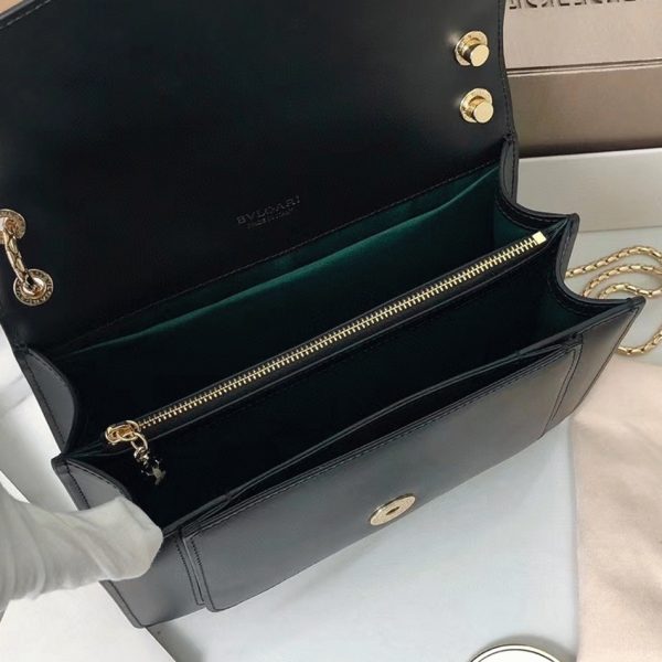Sac à bandoulière moyen Bvlgari Serpenti Forever en cuir de veau noir – Image 7
