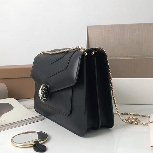 Sac à bandoulière moyen Bvlgari Serpenti Forever en cuir de veau noir – Image 3