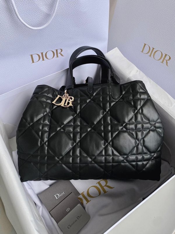Réplique Grand Sac Toujours Dior en veau macrocannage noir – Image 9