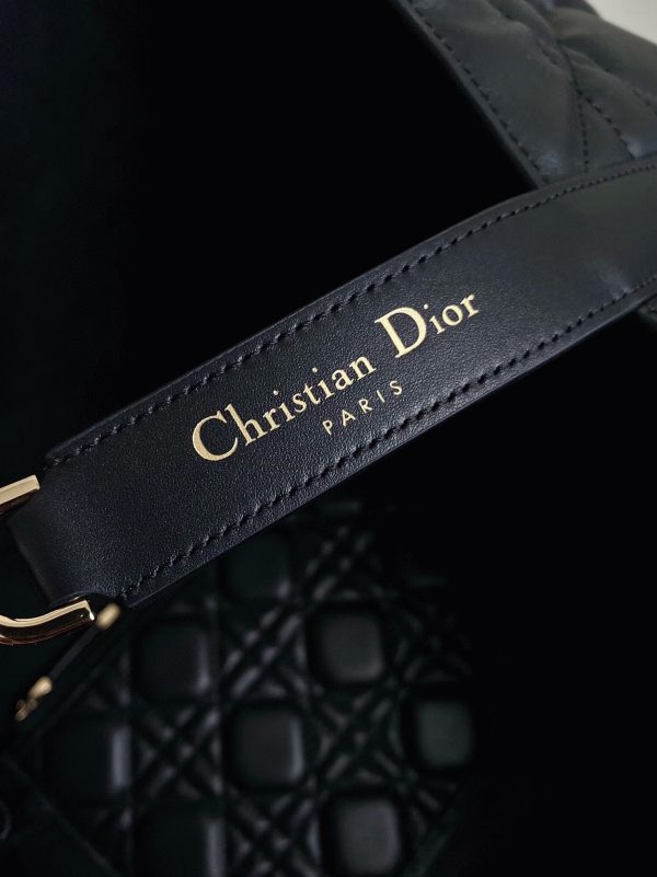 Réplique Grand Sac Toujours Dior en veau macrocannage noir – Image 5
