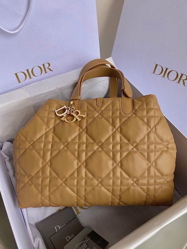 Fausse Grand Sac Toujours Dior en veau macrocannage brun – Image 8