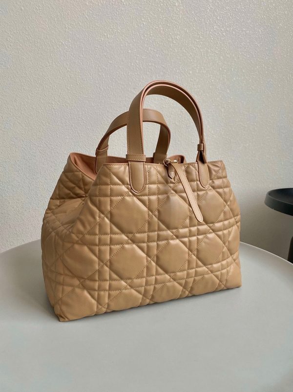 Fausse Grand Sac Toujours Dior en veau macrocannage brun – Image 4