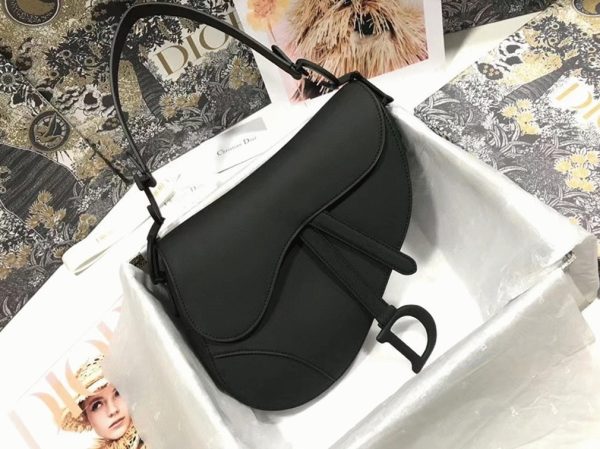 Faux Sac Saddle Dior en veau ultramat noir – Image 8