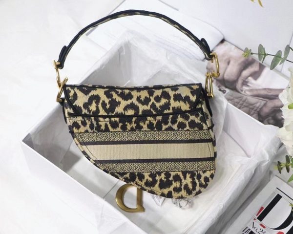 Réplique Sac Saddle Dior en broderie Mizza multicolore beige – Image 4