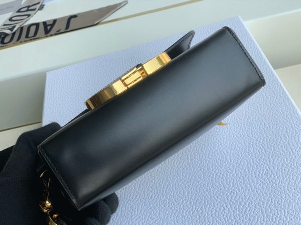 Réplique Sac Dior 30 Montaigne Box en veau box noir – Image 7