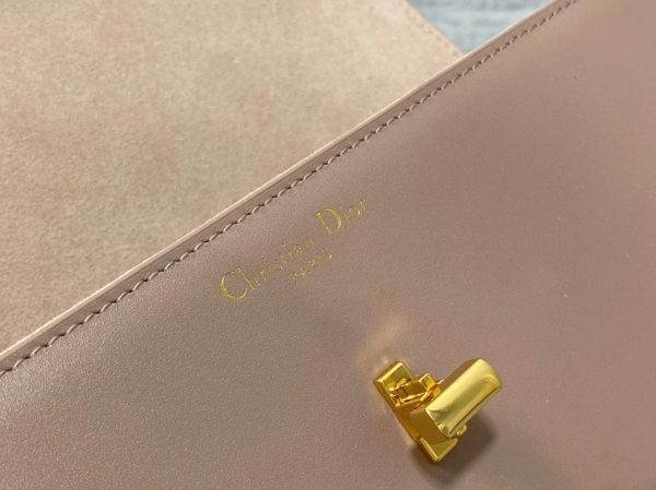 Fausse Sac Dior 30 Montaigne Avenue en veau box rose héritage – Image 4