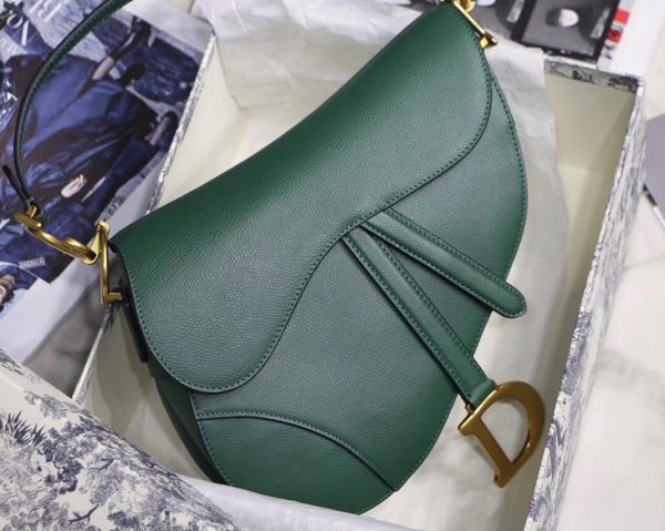 Faux Sac Saddle Dior en veau grainé vert – Image 8