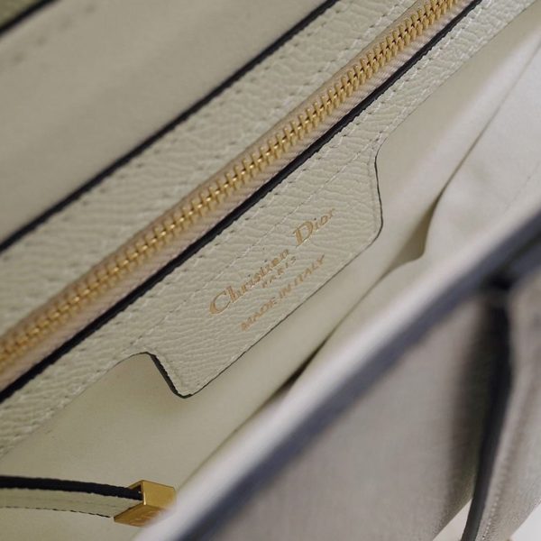 Réplique Sac Saddle Dior en veau grainé blanc – Image 6