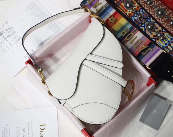 Réplique Sac Saddle Dior en veau grainé blanc – Image 11
