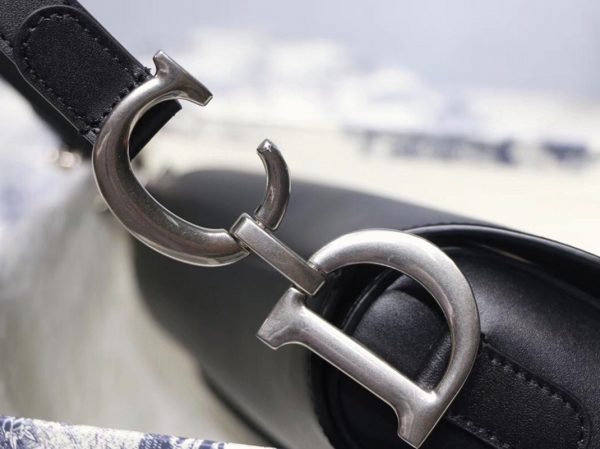 Réplique Sac Saddle Dior en veau souple noir – Image 7
