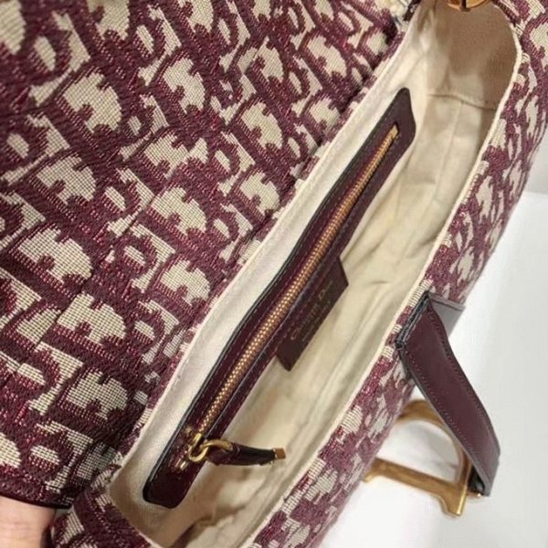 Faux Sac Saddle Dior en jacquard Oblique bordeaux – Image 9