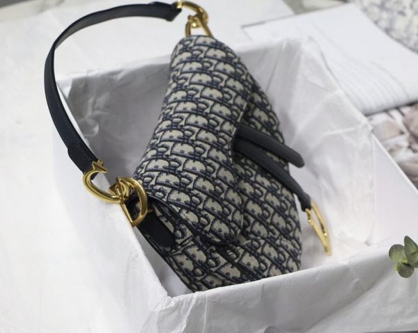 Contrefaçon Sac Saddle Dior en jacquard Oblique bleu – Image 10