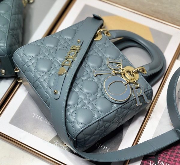Fausse Petit Sac Lady Dior My ABCDior en agneau cannage bleu – Image 3