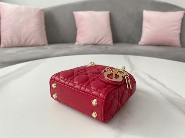 Réplique Micro Sac Lady Dior en agneau cannage rouge – Image 2