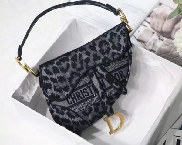 Réplique Sac Saddle Dior en broderie Mizza grise